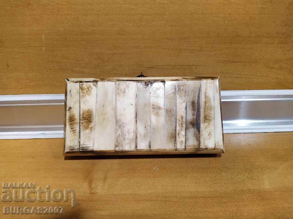 Large Bone Box - 2 - 7 Large Bone Box - 2 - 7