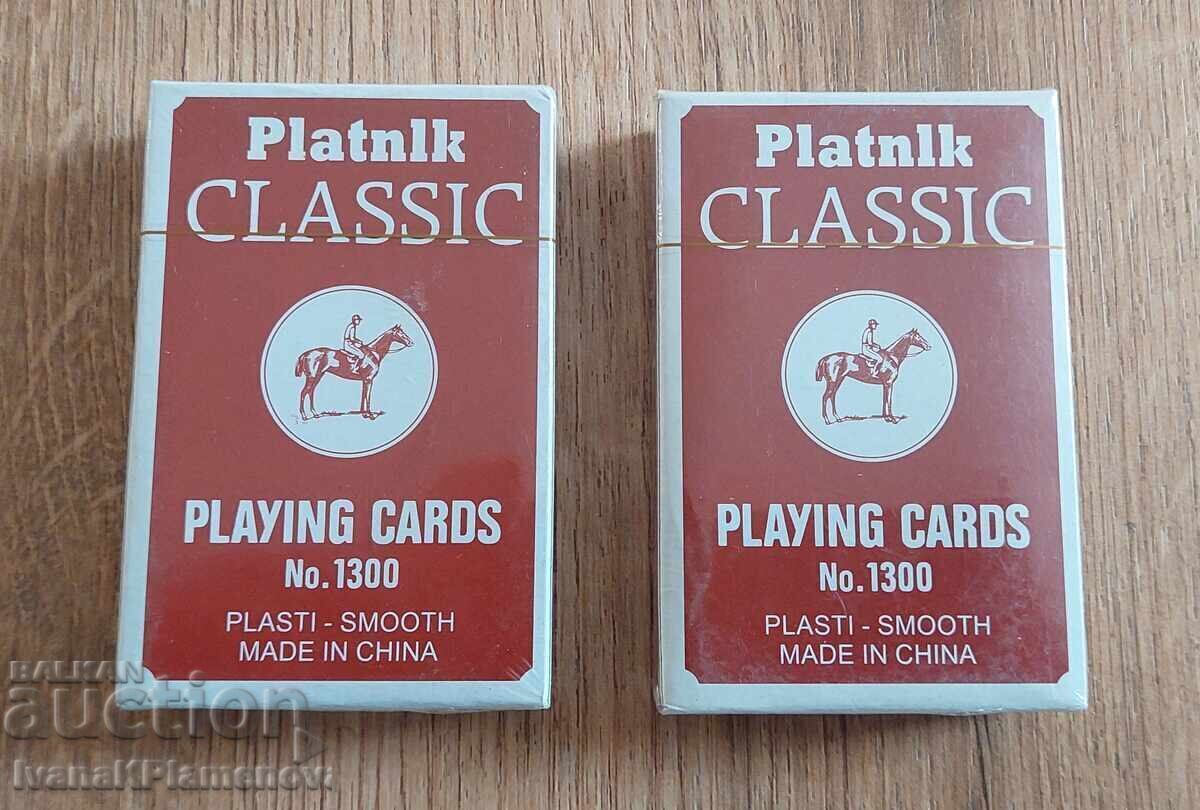 Cărți noi, două pachete