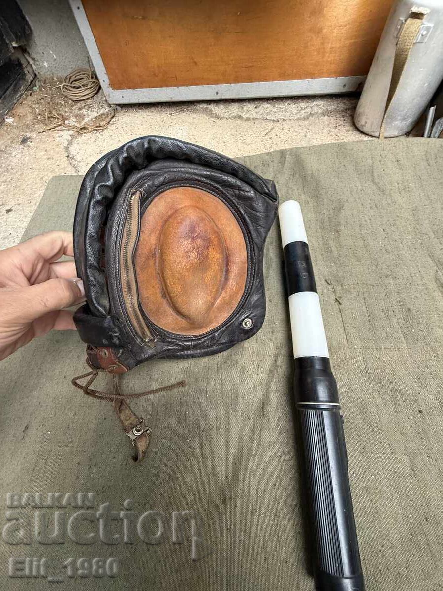 Livrarea Bonetă din piele aviator, regulator