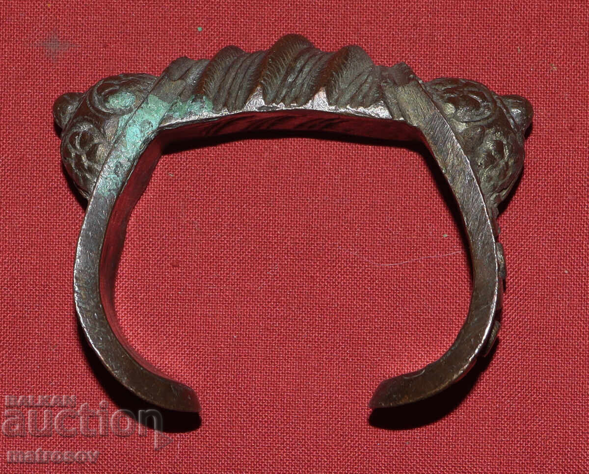 Licitație Brățară veche tradițională din bronz, bijuterie, cataramă