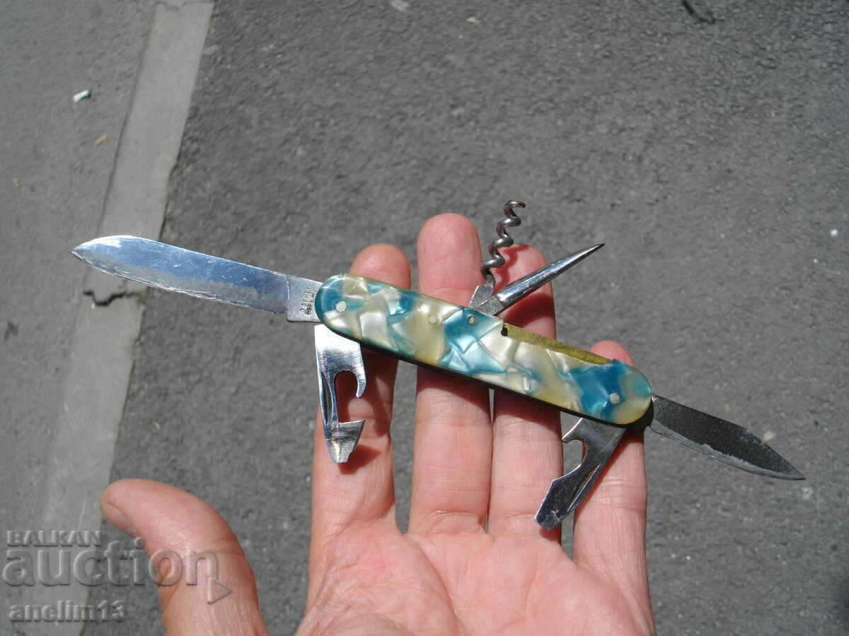 Auction  COLLECTIBLE BULGARIAN POCKET KNIFE PETKO DENEV