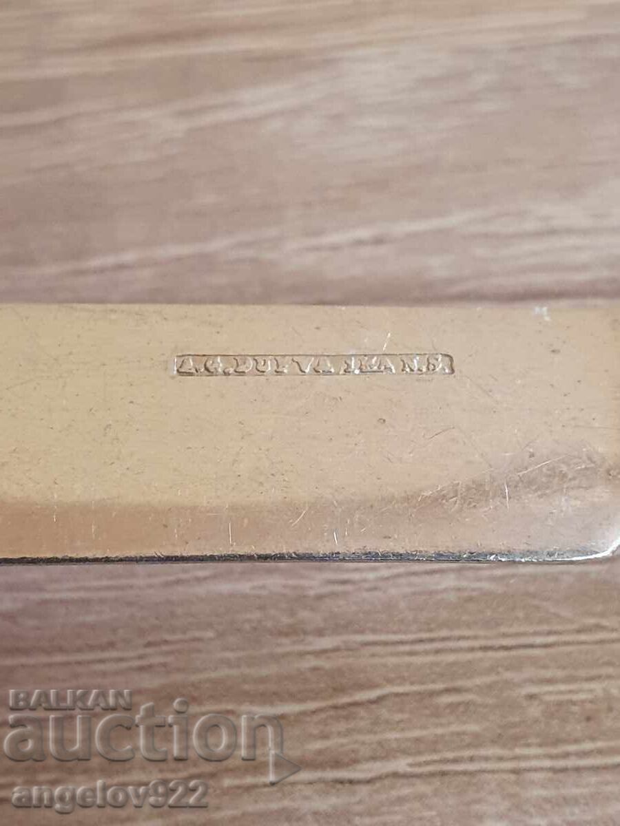 4 knives with markings!!! - 5 4 knives with markings!!! - 5