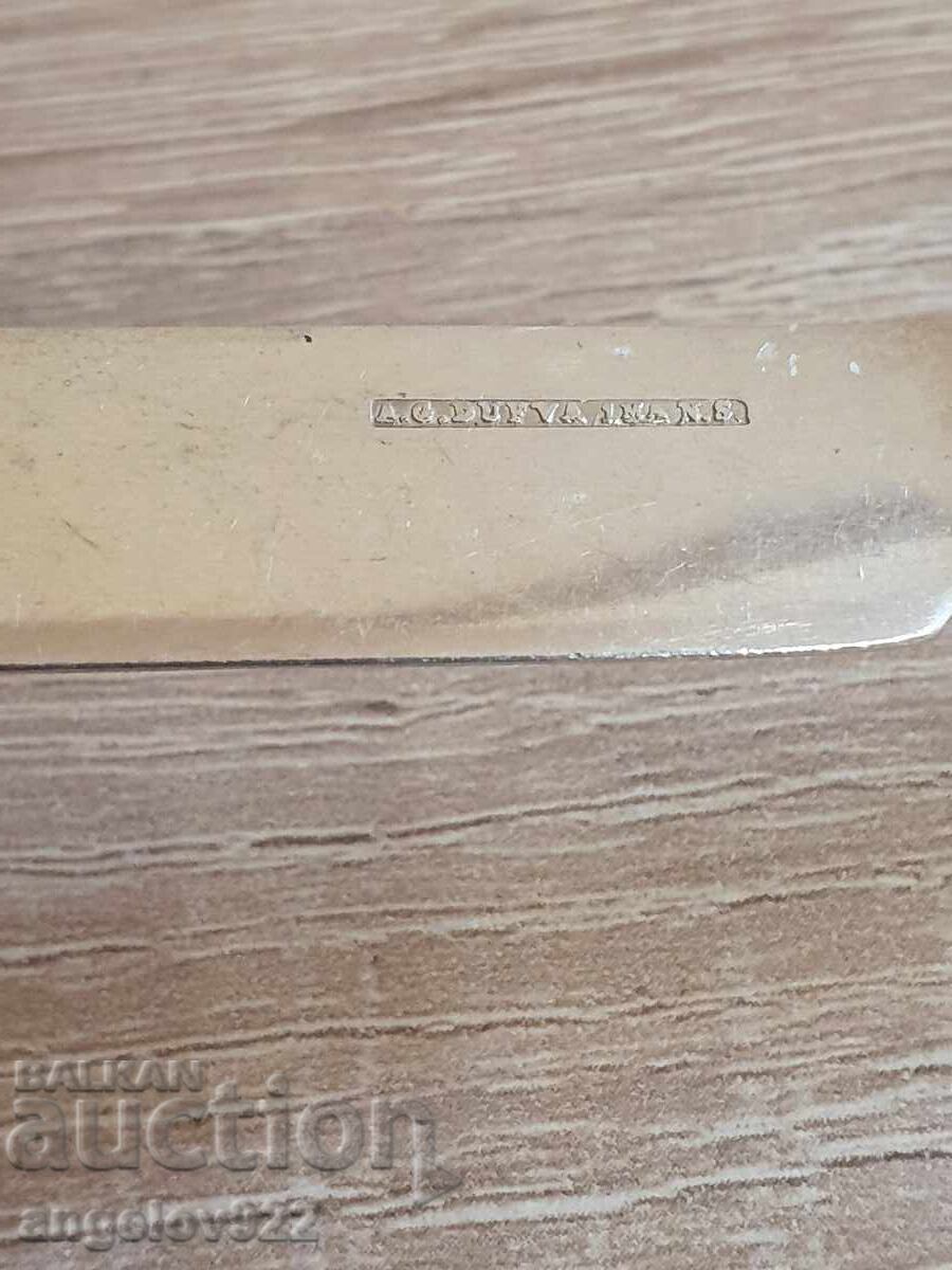 4 knives with markings!!! - 6 4 knives with markings!!! - 6