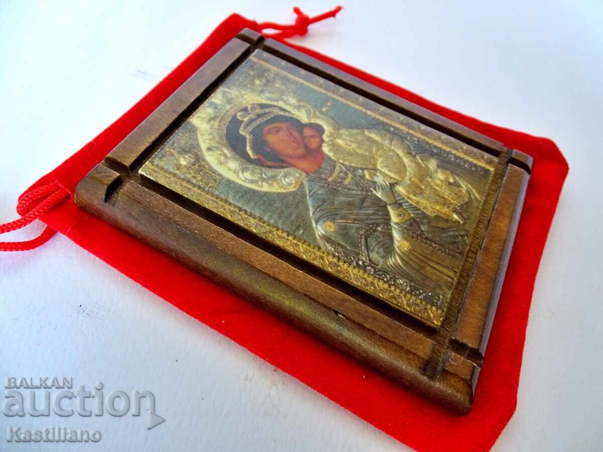 Icoană ortodoxă a Sfintei Fecioare Maria "Înduioșarea" cu preț 8.00 BGN | € 4.09