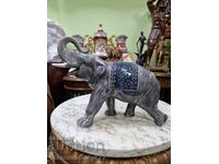 Figurină statuetă de porțelan antic, superbă