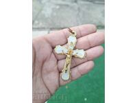 Cruce veche religie, răstignire