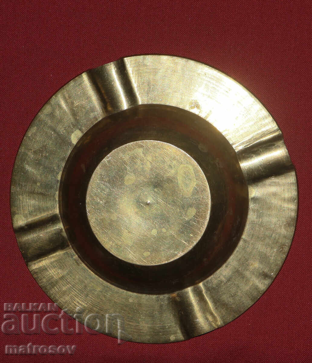 Rychno izraboten mesingov  pepelnik - 5