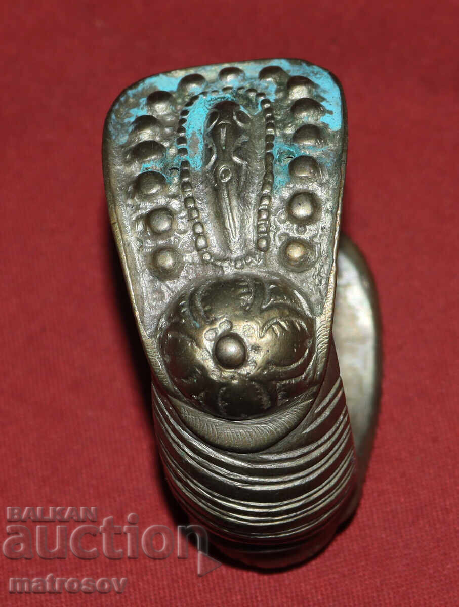 Old Traditional Silver Bracelet Jewelry Slingshot with price 200.00 BGN | € 102.26 Old Traditional Silver Bracelet Jewelry Slingshot with price 200.00 BGN | € 102.26