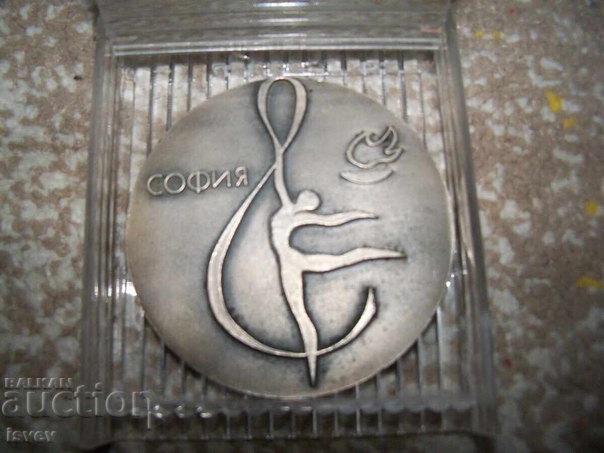 Plachetă socială gimnastică artistică cu preț 15.00 BGN | € 7.67