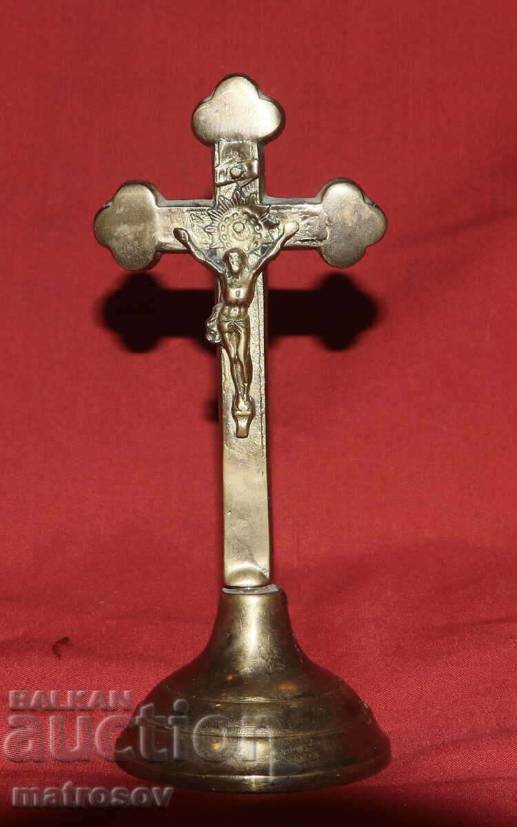 Brass table cross, crucifix with price 170.00 BGN | € 86.92