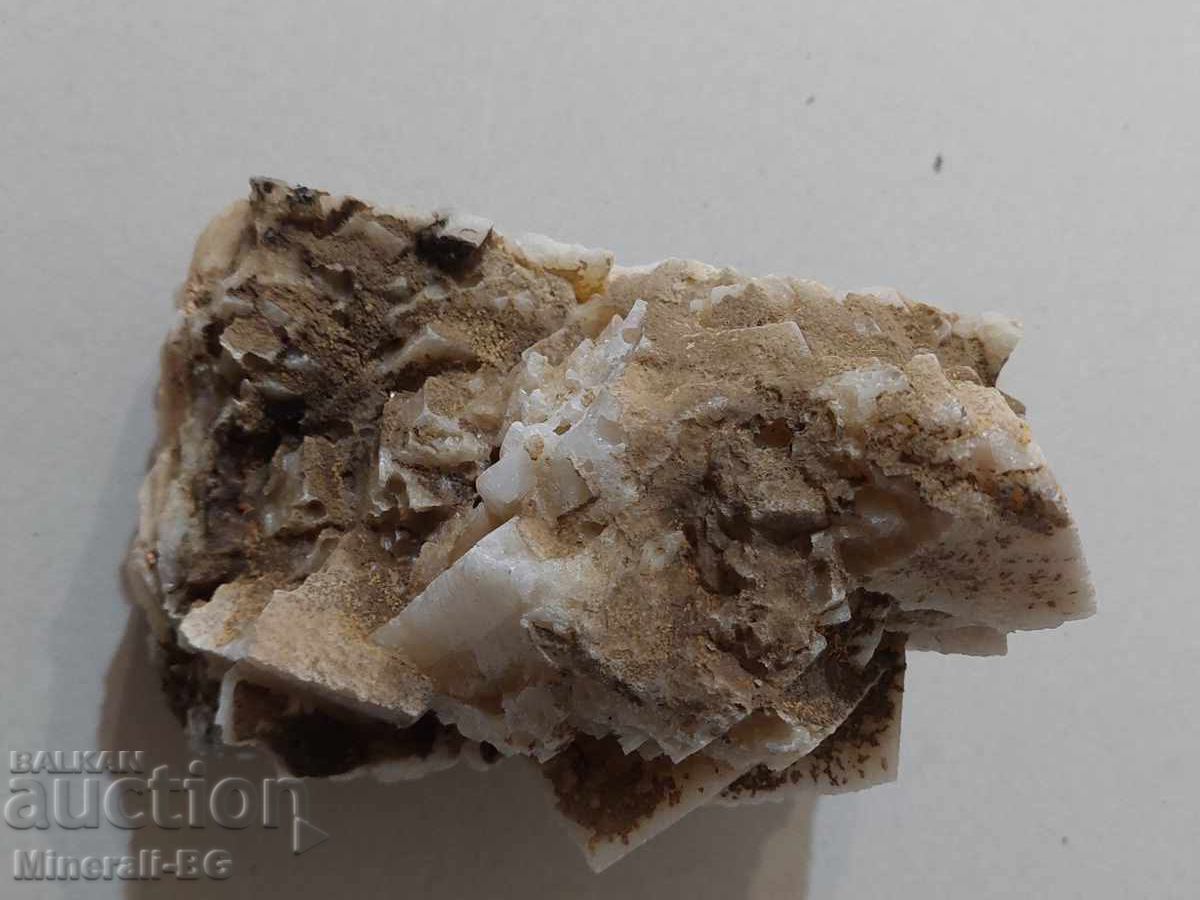 Auction  Flat-parallel quartz