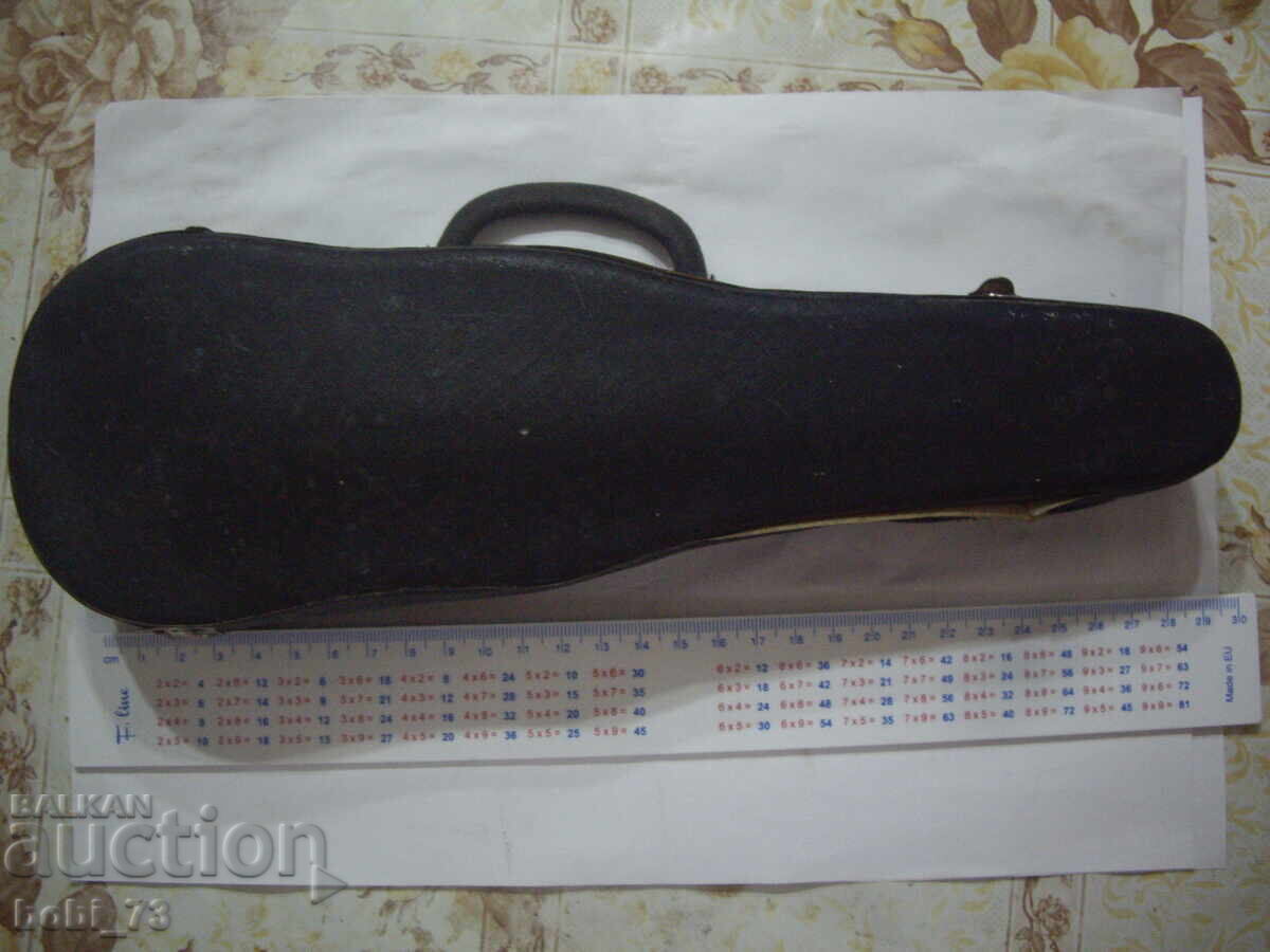 Vioară mică cu preț 60.00 BGN | € 30.68