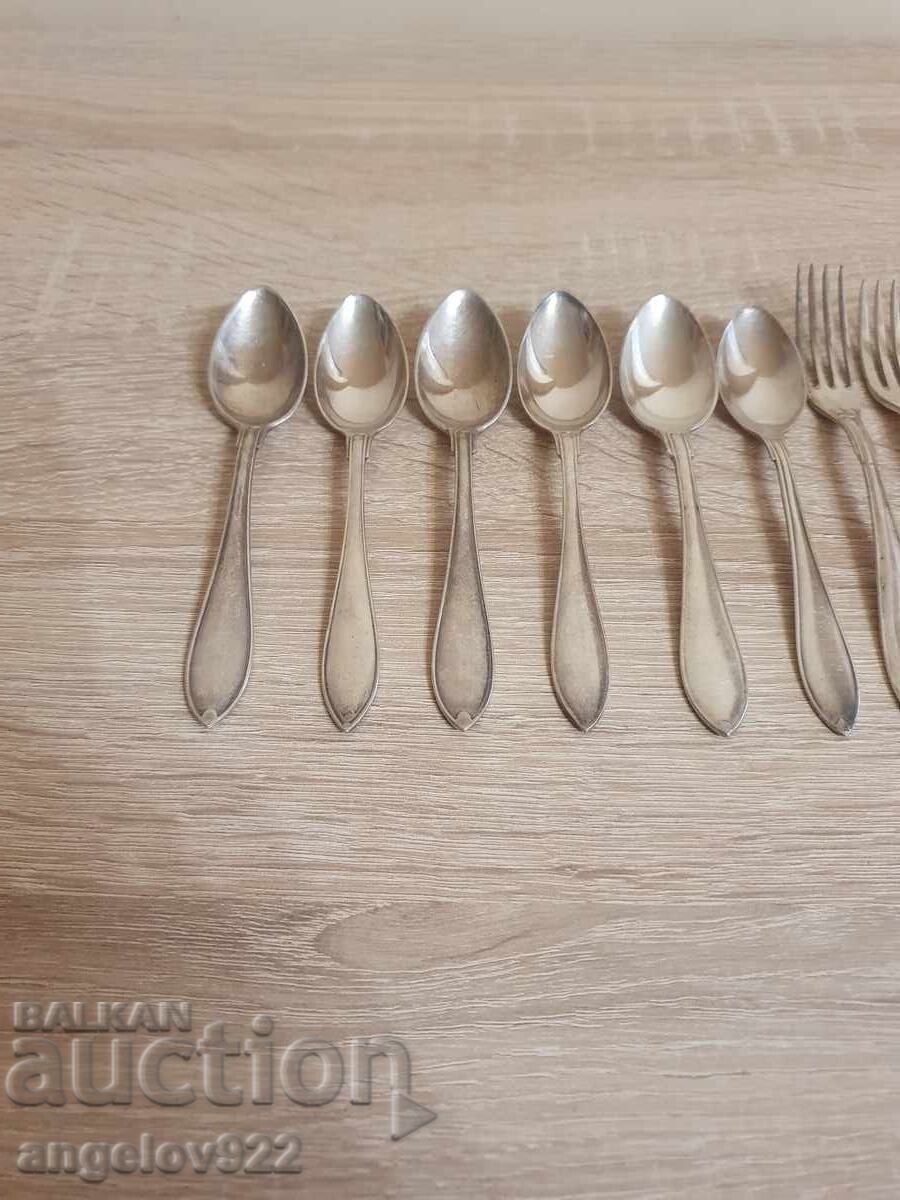 6 броя лъжички и 6 броя вилички NS с цена 7.50 лв. | € 3.83