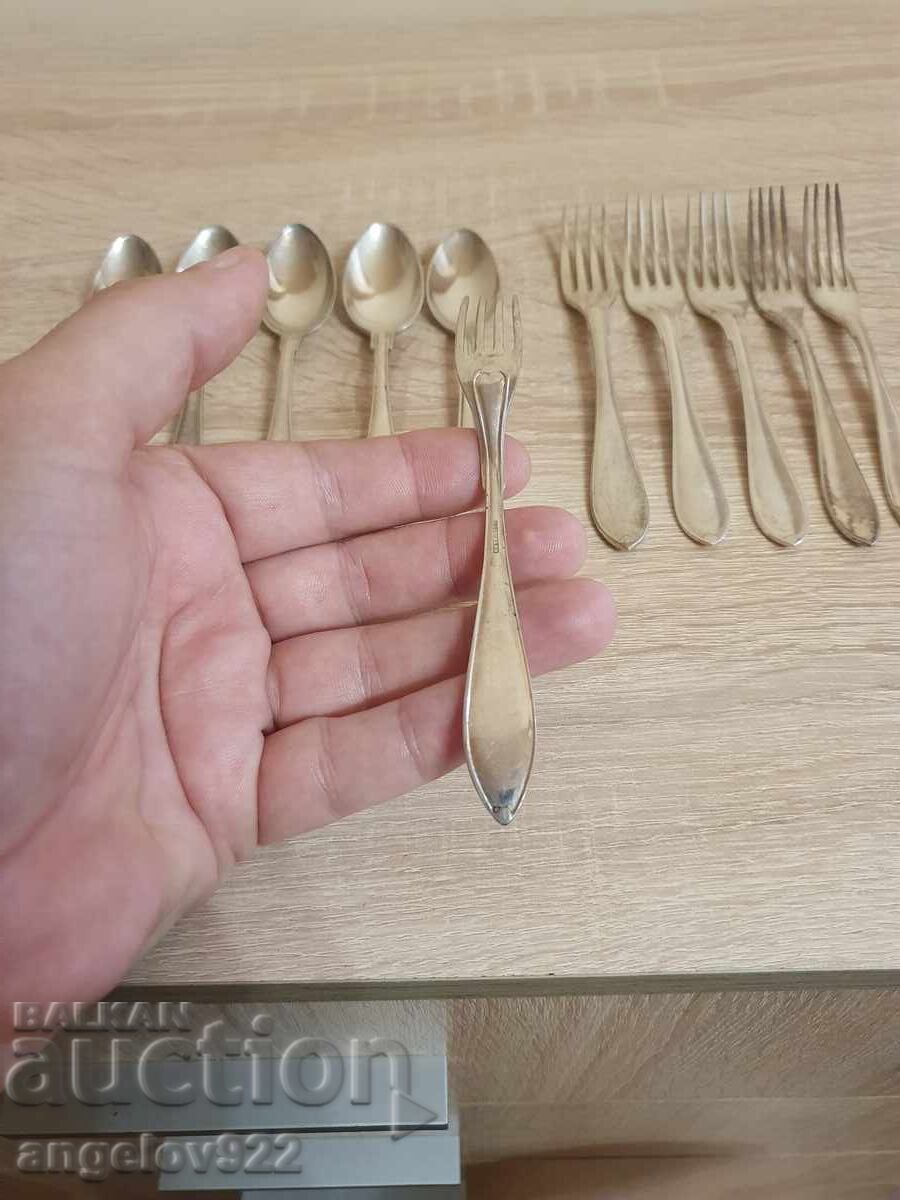 6 броя лъжички и 6 броя вилички NS - 5