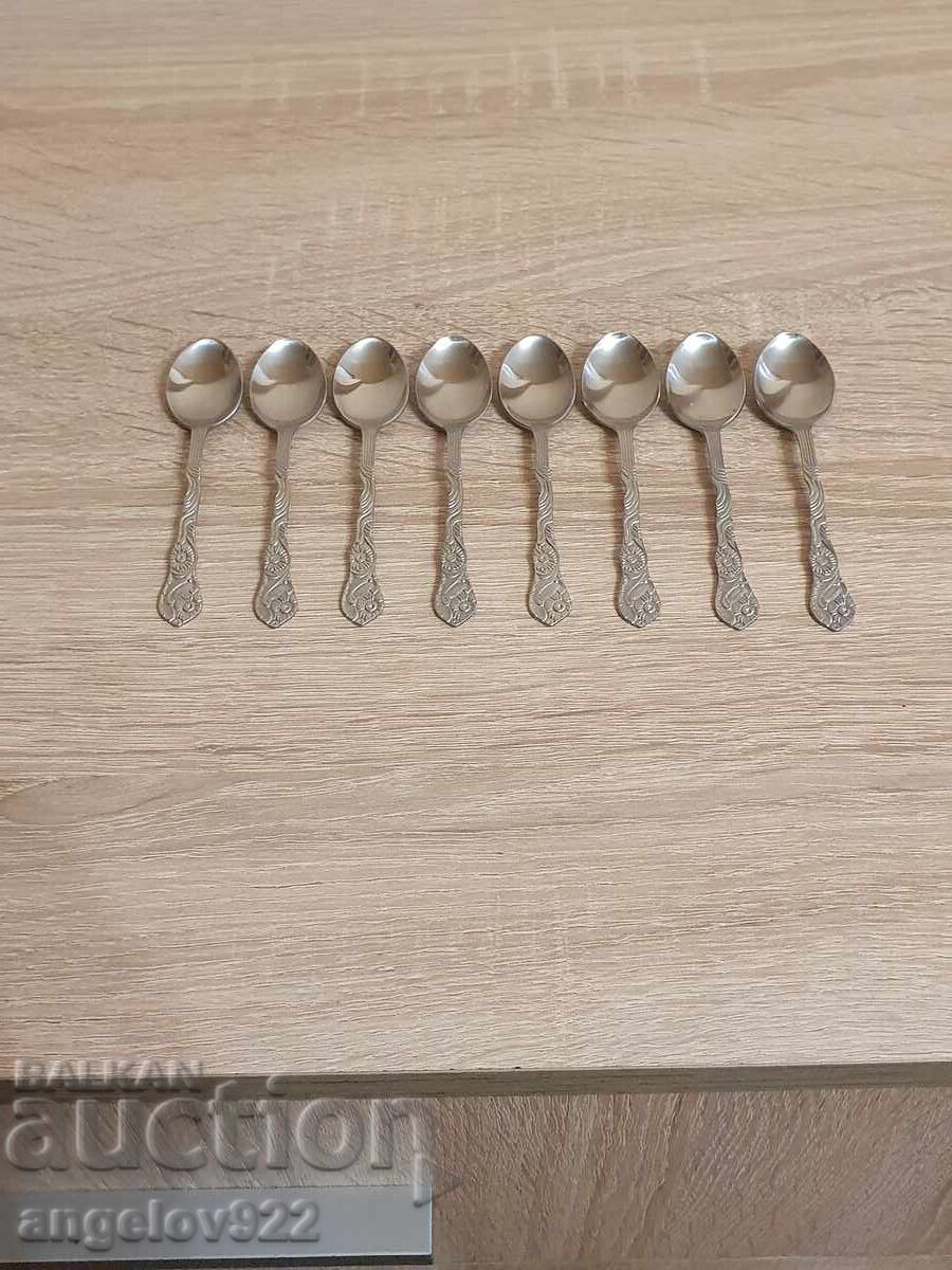 8 coffee spoons with markings!!! 8 coffee spoons with markings!!!