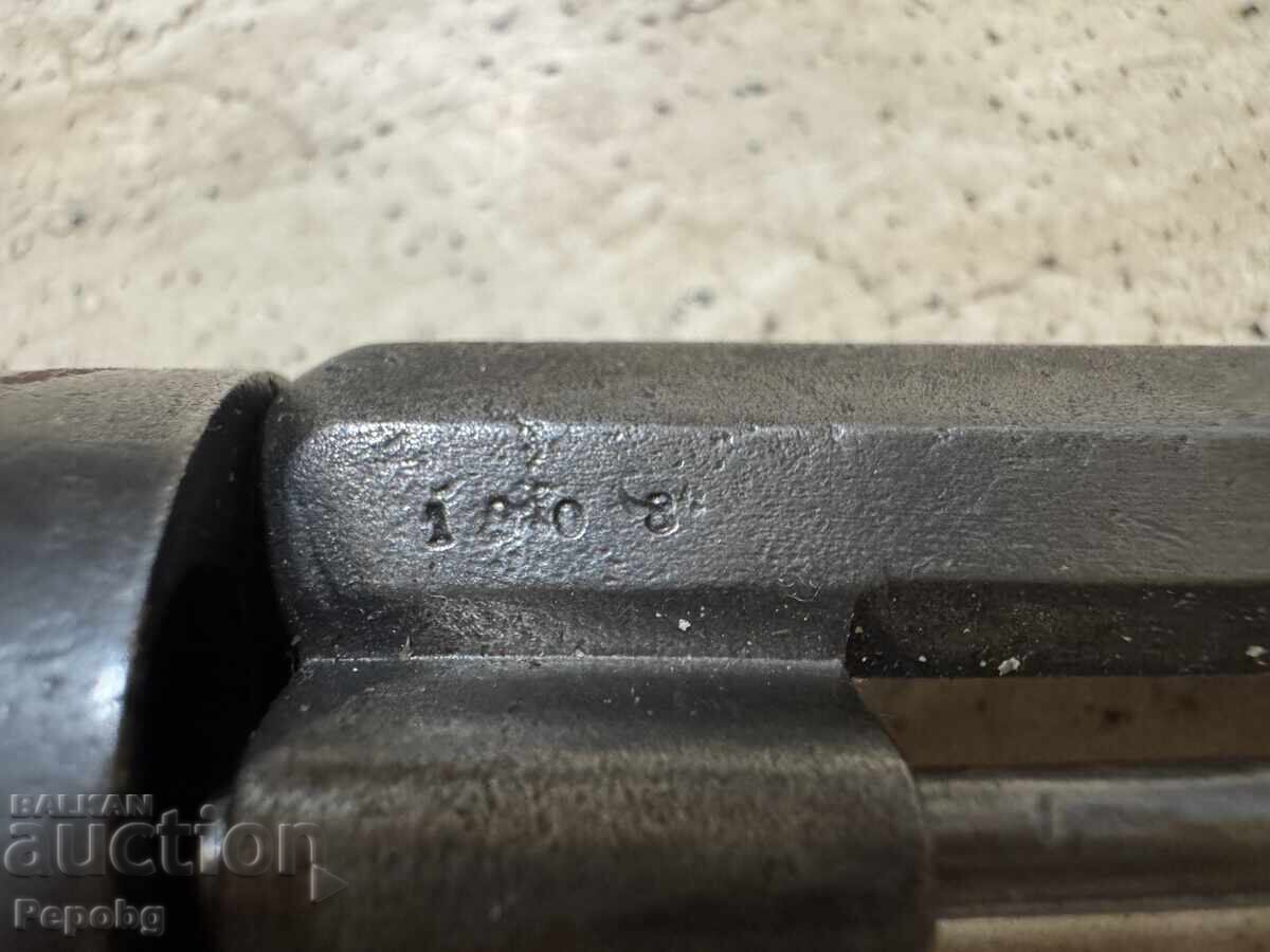 Livrarea Revolver vechi, pistol