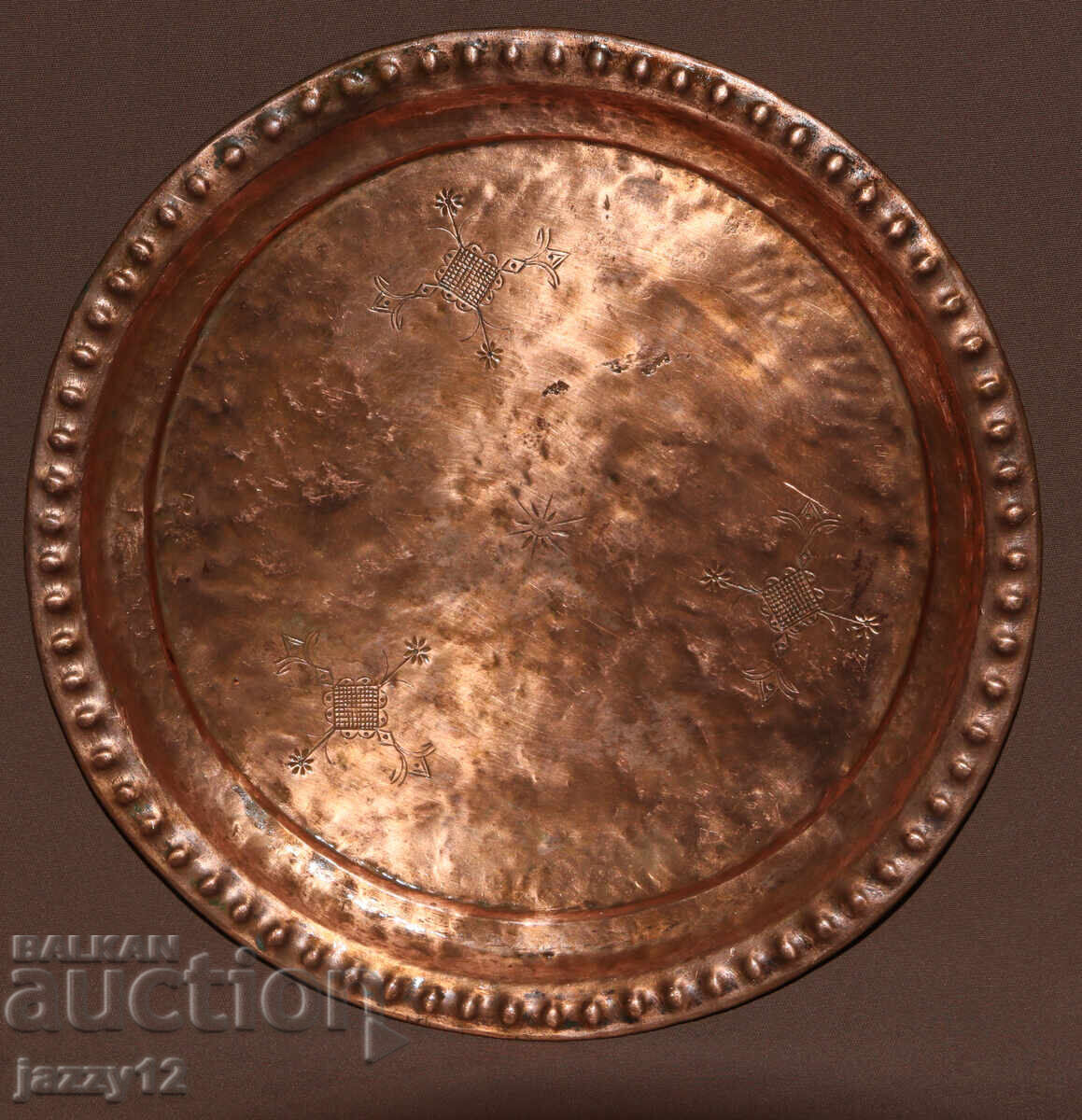 Παράδοση Παλιός χειροποίητος χάλκινος δίσκος ταψί