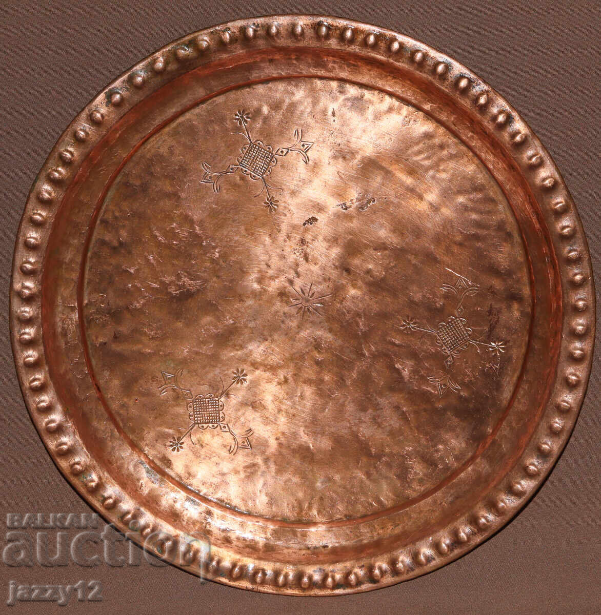 Παλιός χειροποίητος χάλκινος δίσκος ταψί