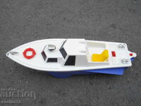 CUTTĂTOR DE JUCĂRIE VECHI PESCUȘI URSS