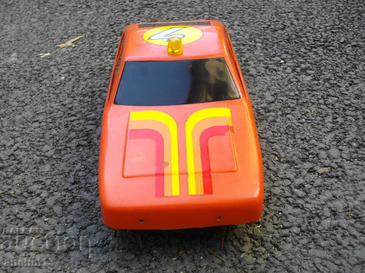 Livrarea SOC PLASTIC TROLLEY RALLY