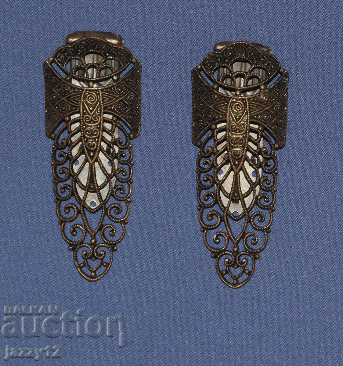 Licitație Pereche de ornamente metalice vechi pentru păr, agrafe