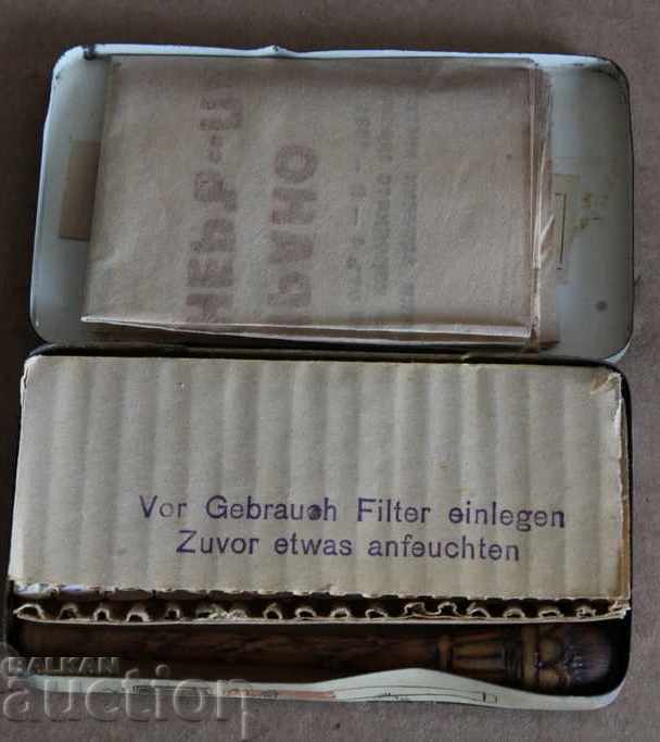 Licitație CUTIE DE ȚIGĂRI PIROGRAFATE DIN LEMN IMPERIAL CU FILTRE ȘI TUTUN