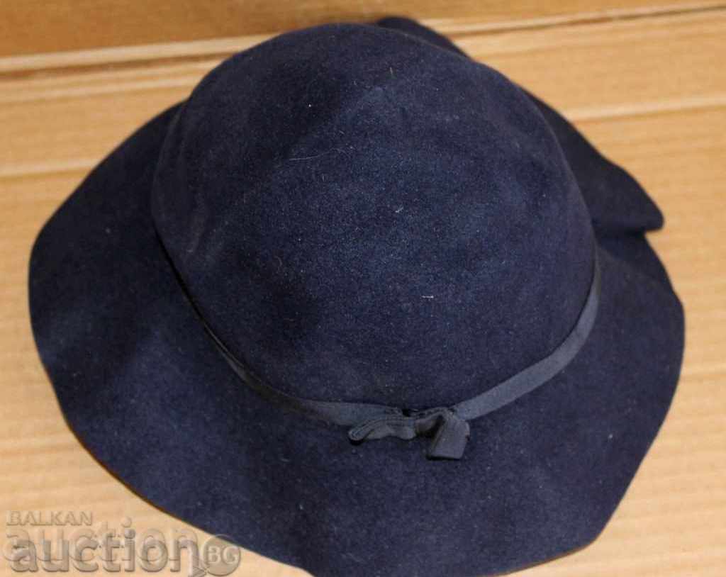 1920s Fashionable City Cocoon Hat Perfect with price 29.00 BGN | € 14.83