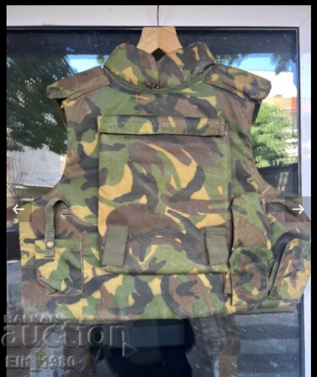 Бронежилетка