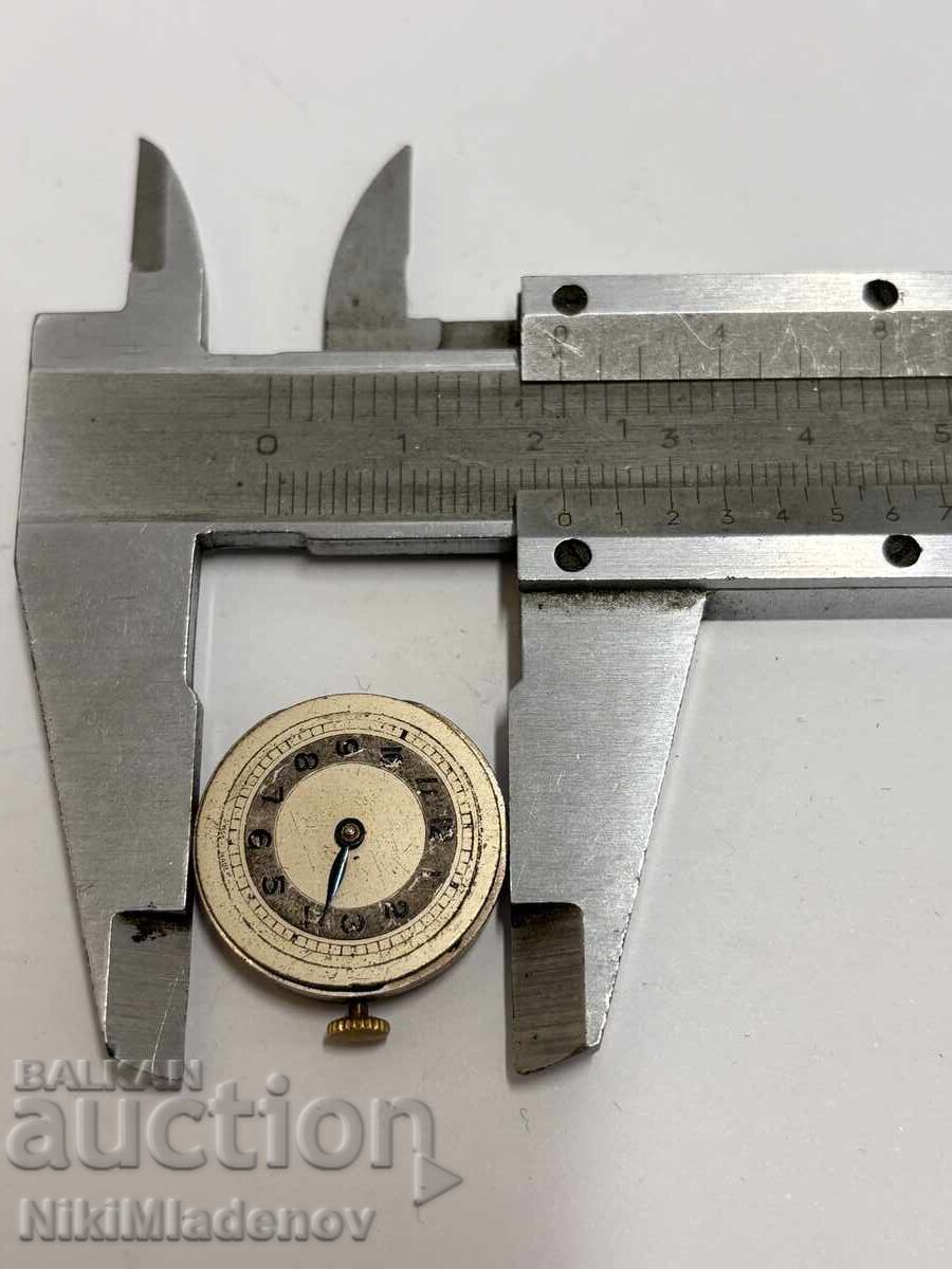 Лот Швейцарски механизми, неработещи - 7 Лот Швейцарски механизми, неработещи - 7