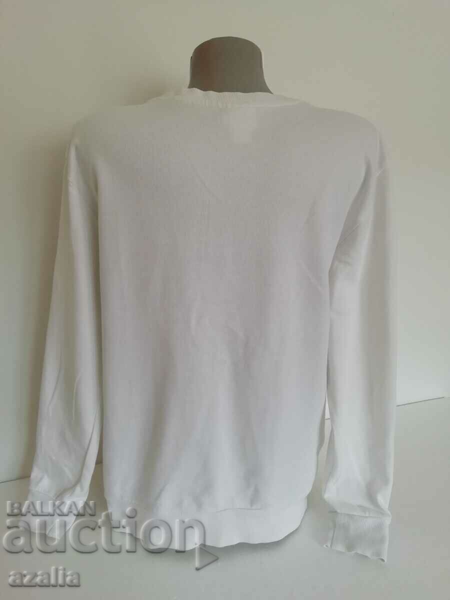 H&M Voice kids white blouse, 100% cotton with price 10.00 BGN | € 5.11