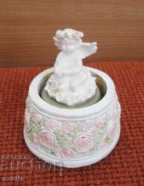 Auction Angel figurine in a music box Auction Angel figurine in a music box