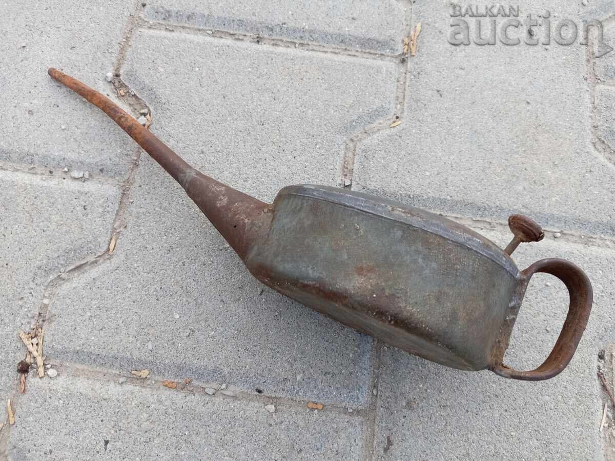 Auction  Antique oil cruet (oil dispenser)