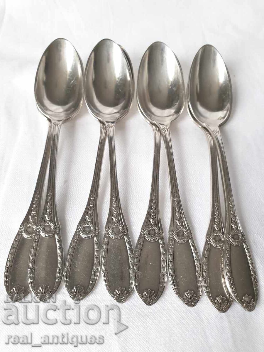 Set of silver-plated spoons Set of silver-plated spoons