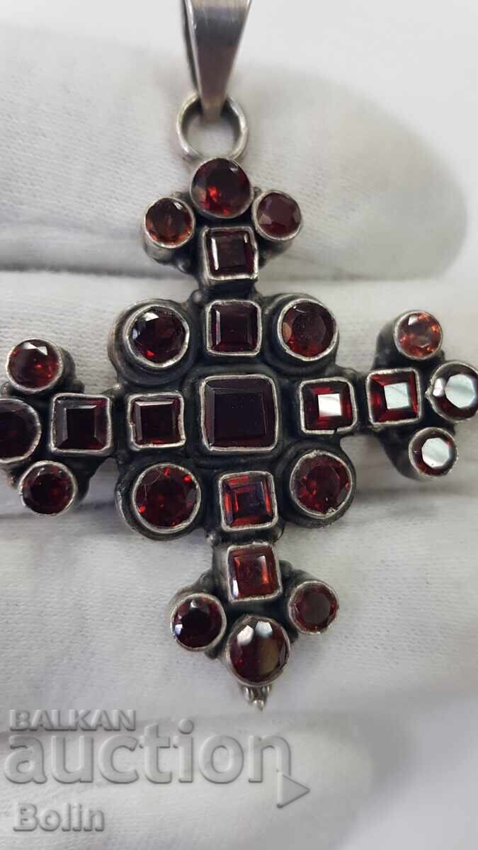 Δημοπρασία Εντυπωσιακός ασημένιος παλιός σταυρός με γρανάτες 20ος αιώνας