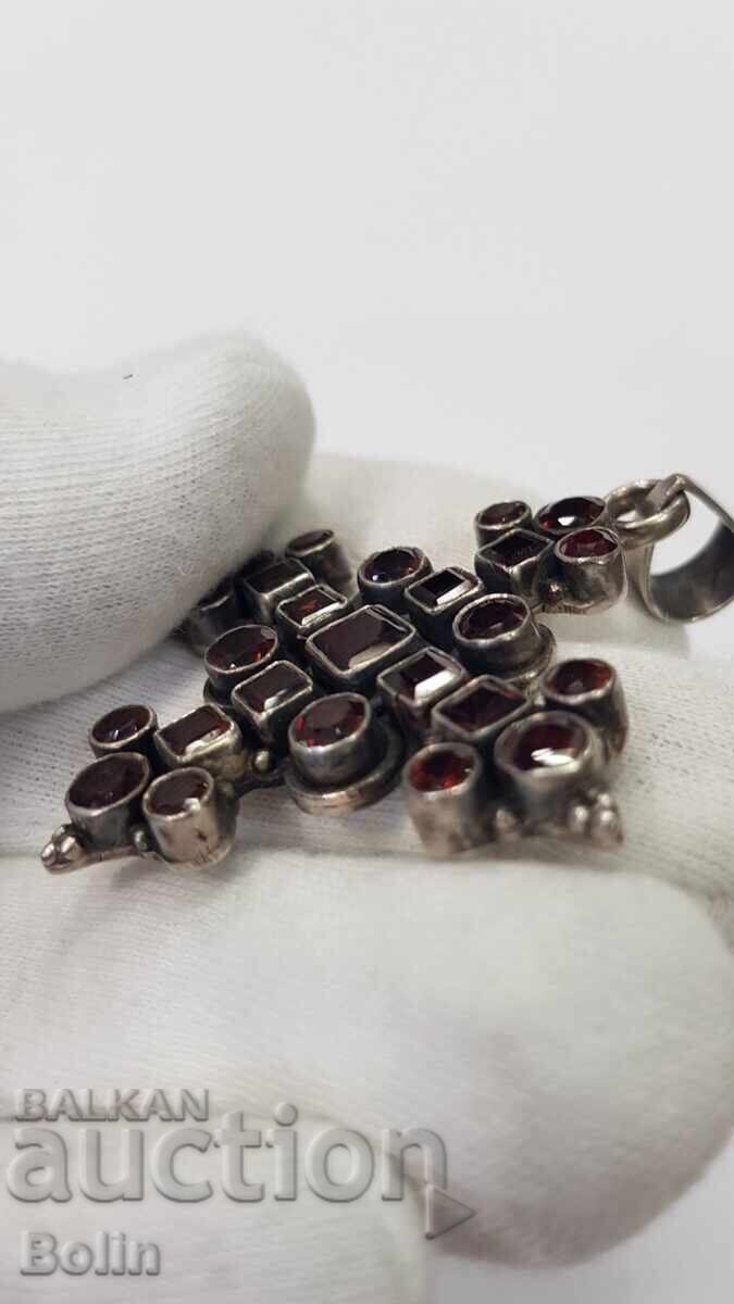 Впечатляващ сребърен стар кръст с гранати 20 век - 5 Впечатляващ сребърен стар кръст с гранати 20 век - 5