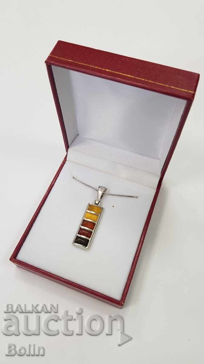 Silver pendant with natural amber 925 silver. Europe - 6 Silver pendant with natural amber 925 silver. Europe - 6