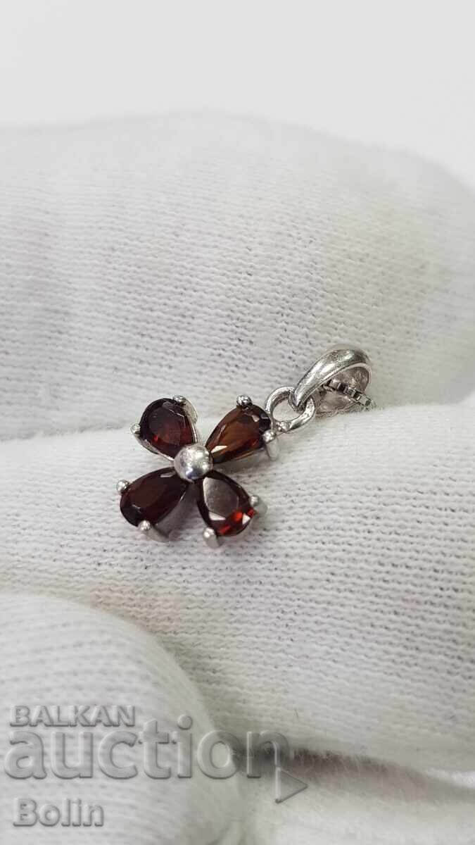 Licitație Pandantiv delicat, medalion, cruce? floare argint 925‰ granate