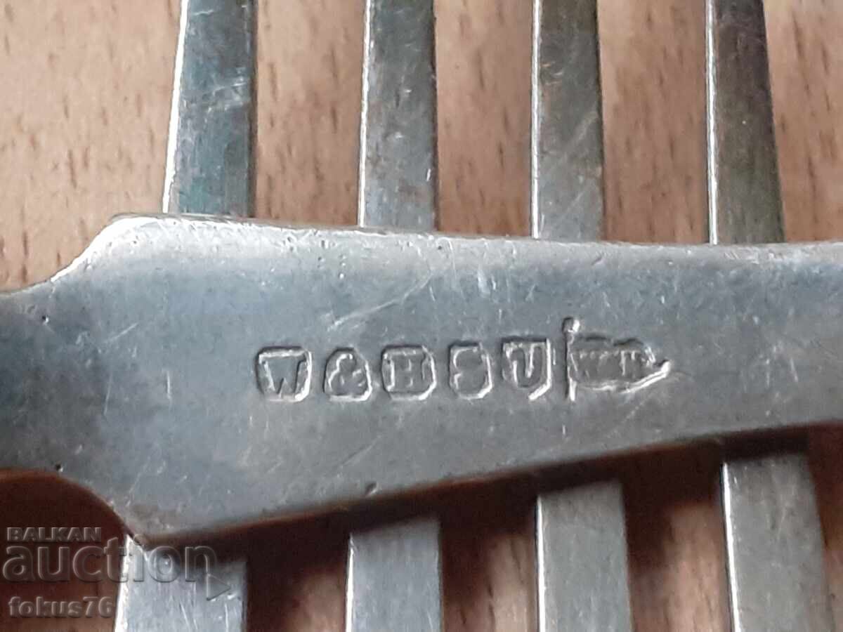 Παράδοση Εξαιρετικά παλιά, αντίκες ασημένια μαχαιροπήρουνα με σήμανση Παράδοση Εξαιρετικά παλιά, αντίκες ασημένια μαχαιροπήρουνα με σήμανση