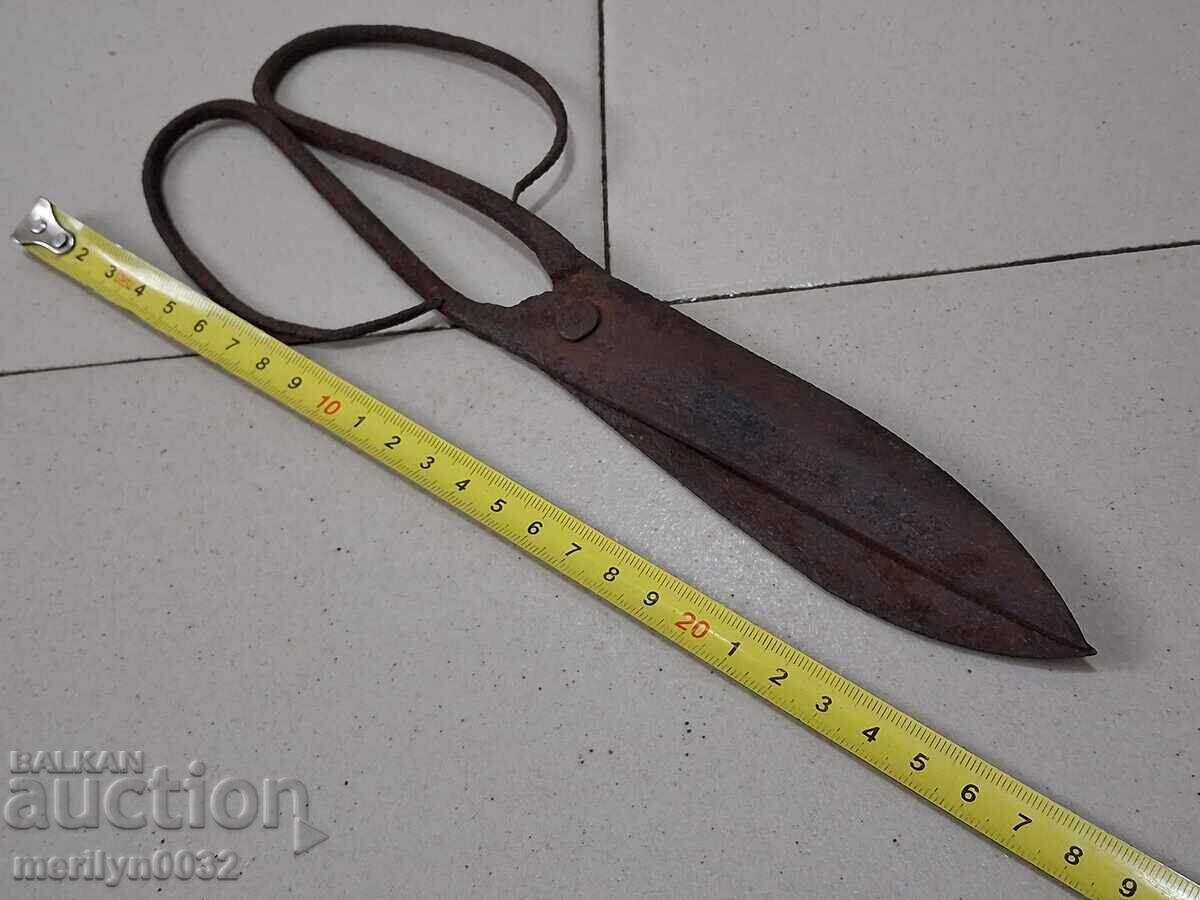 Auction Forged scissors old scissors wrought iron Auction Forged scissors old scissors wrought iron