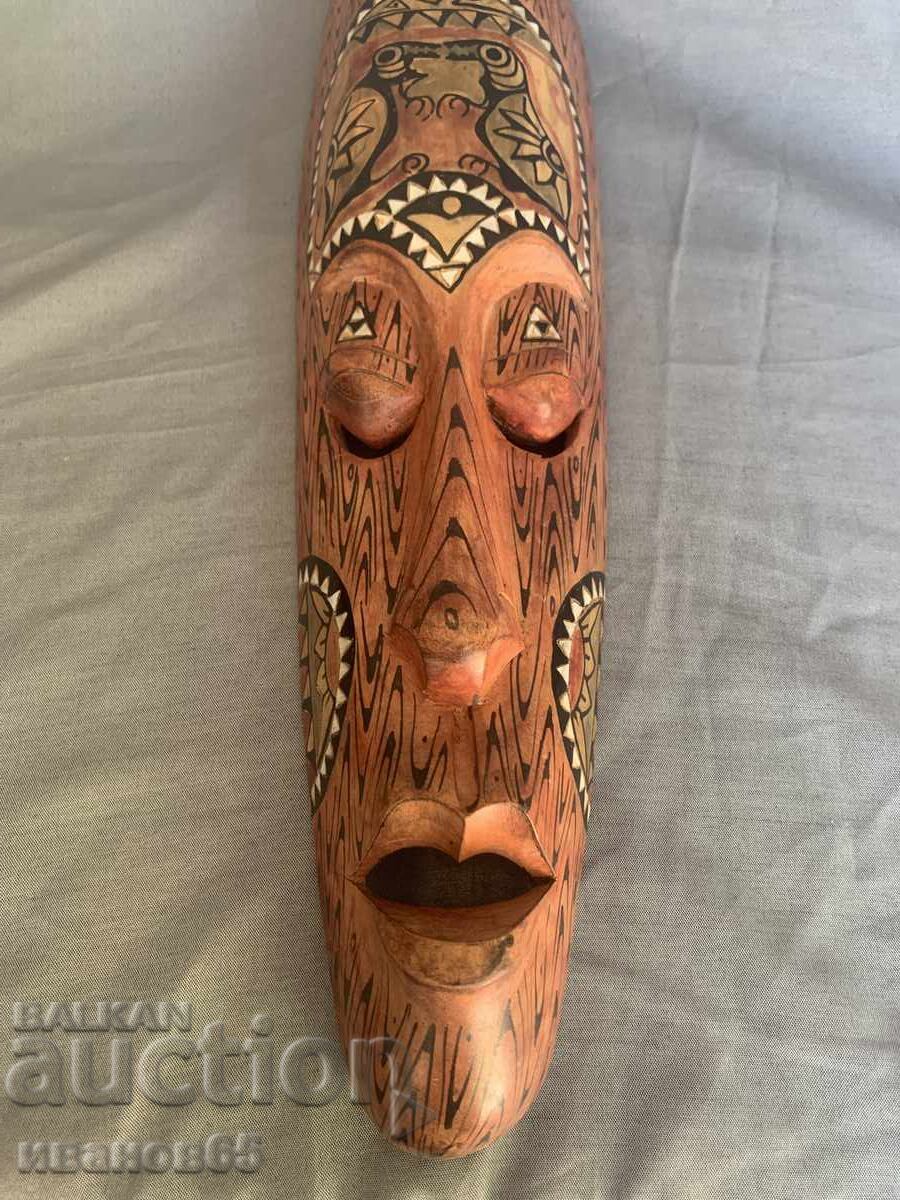 ξύλινη αφρικανική μάσκα με τιμή 60.00 BGN | € 30.68