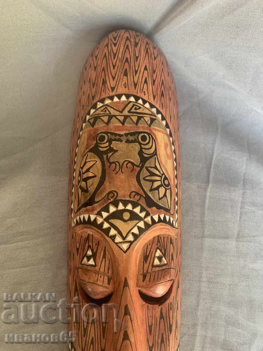 Δημοπρασία ξύλινη αφρικανική μάσκα