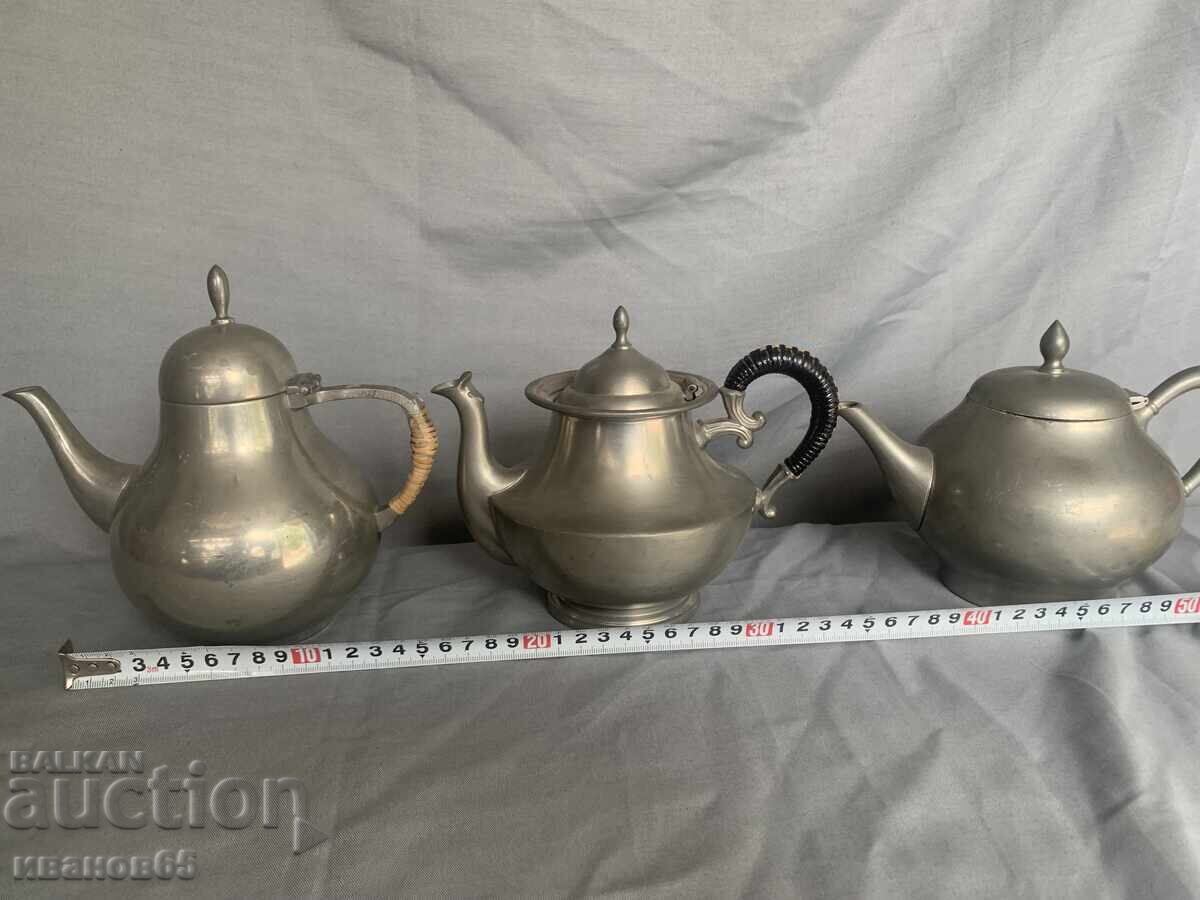 Auction  Lot of teapots