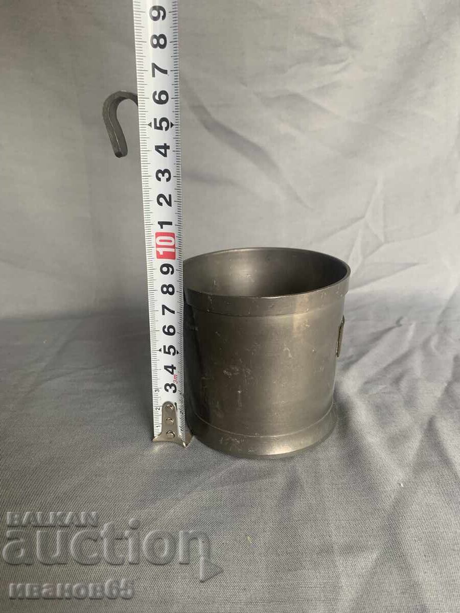 Auction Measuring cup 1/2 deciliter Tin Auction Measuring cup 1/2 deciliter Tin