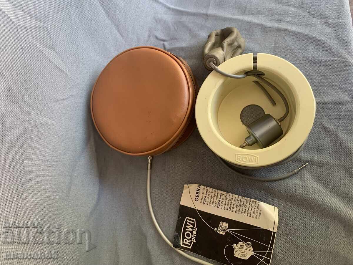 Pneumatic trigger, camera cable, selfie remote, etc with price 30.00 BGN | € 15.34