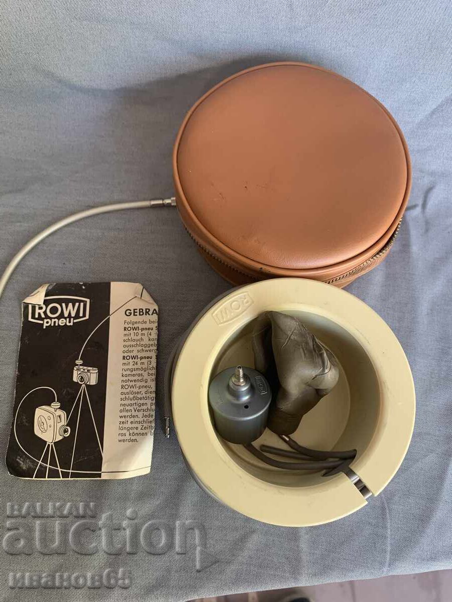 Pneumatic trigger, camera cable, selfie remote, etc