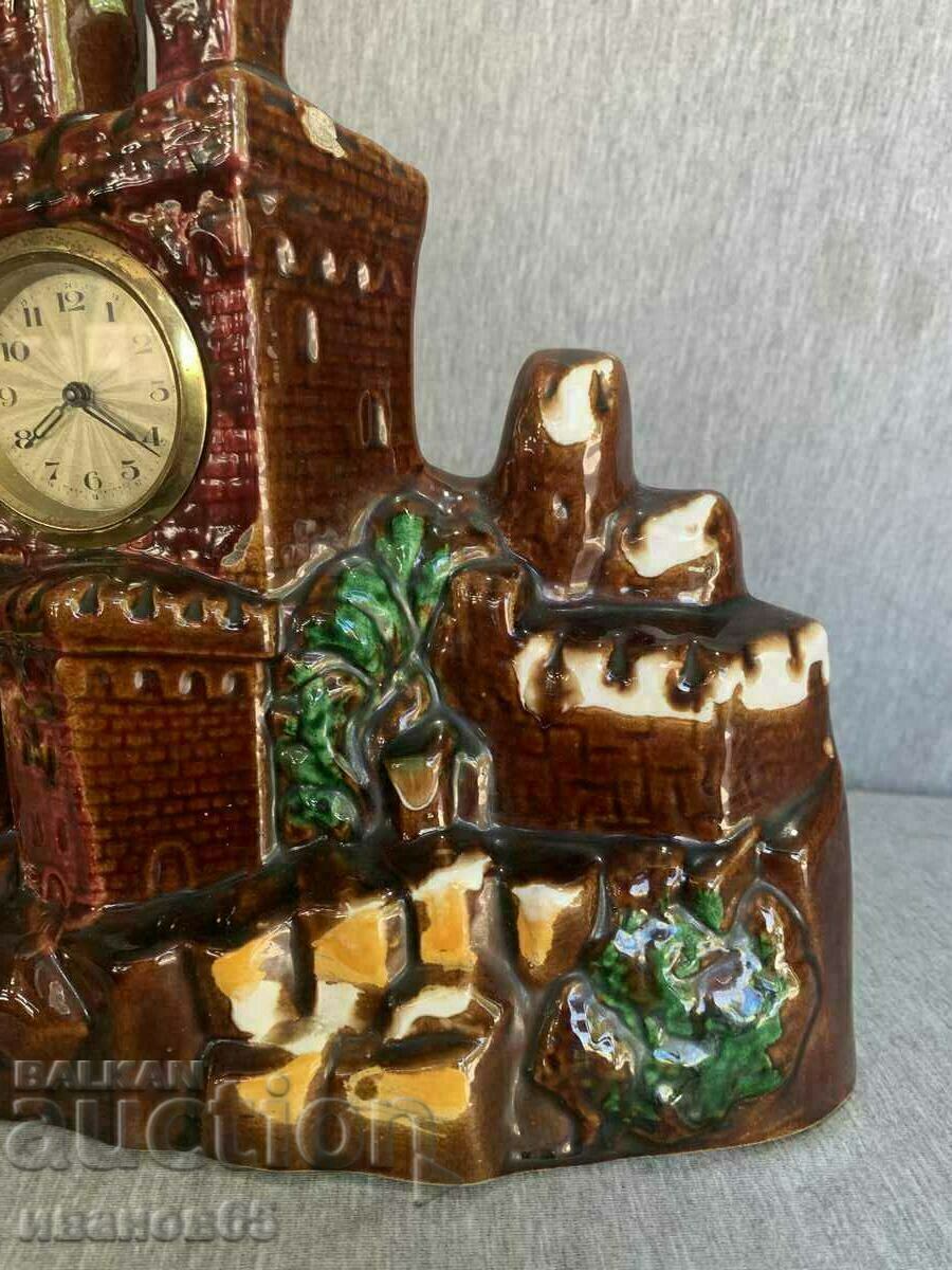 Licitație ceas vechi mare de porțelan Licitație ceas vechi mare de porțelan