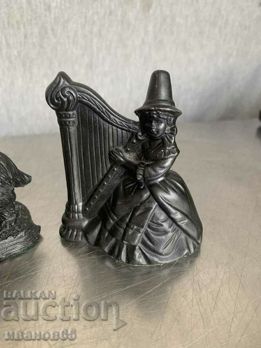 Δημοπρασία ειδώλια φιγούρες Δημοπρασία ειδώλια φιγούρες