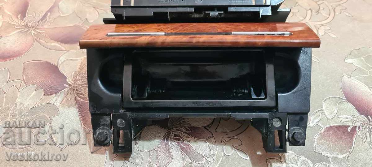 Τασάκι με τιμή 20.00 BGN | € 10.23