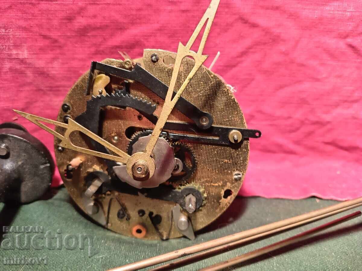 Licitație Mecanism de ceas de masă german