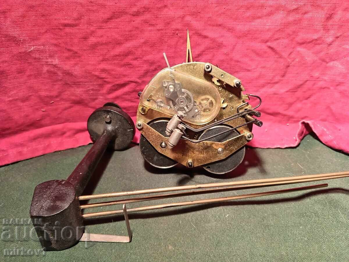 Mecanism de ceas de masă german - 5